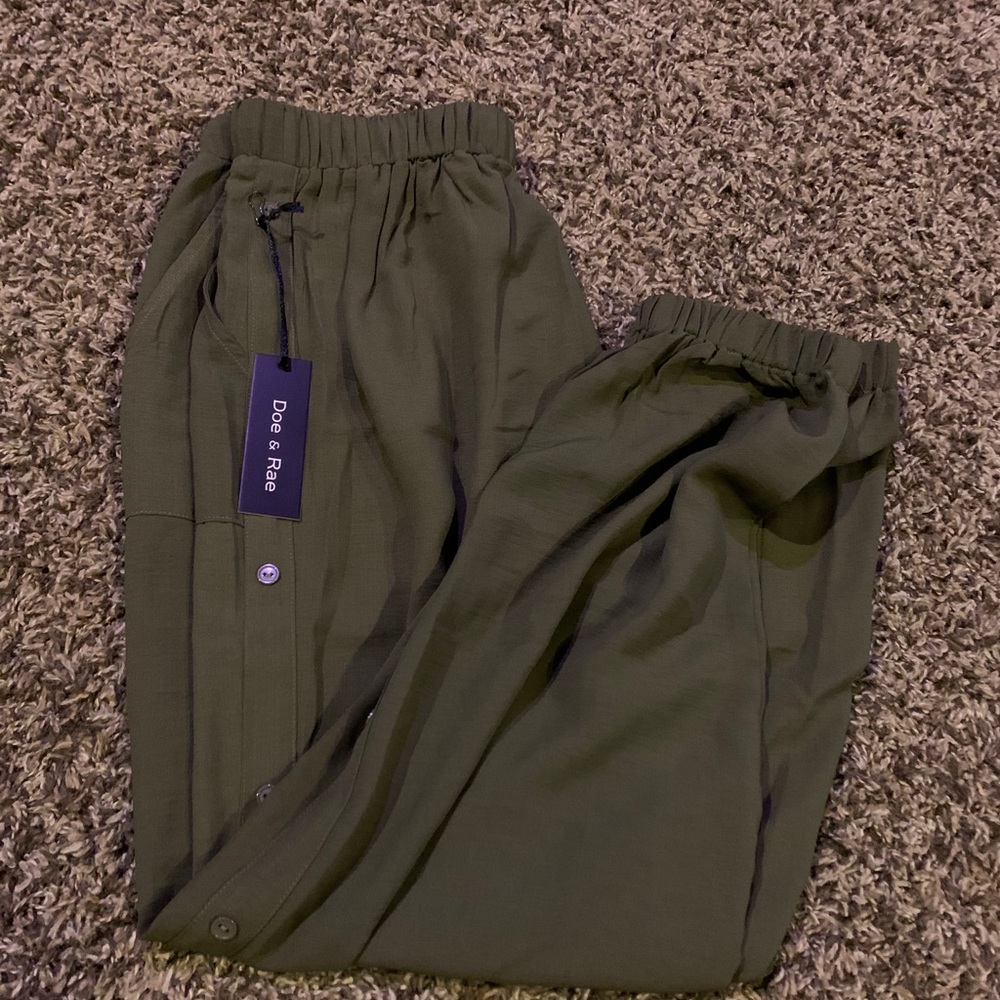 NWT High waisted, olive jogger pants.
